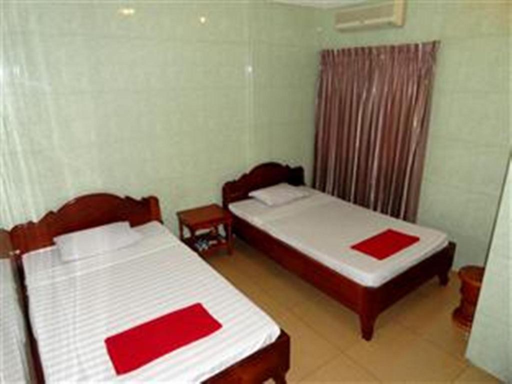 Lucky 1 Guesthouse Phnom Penh Exterior foto