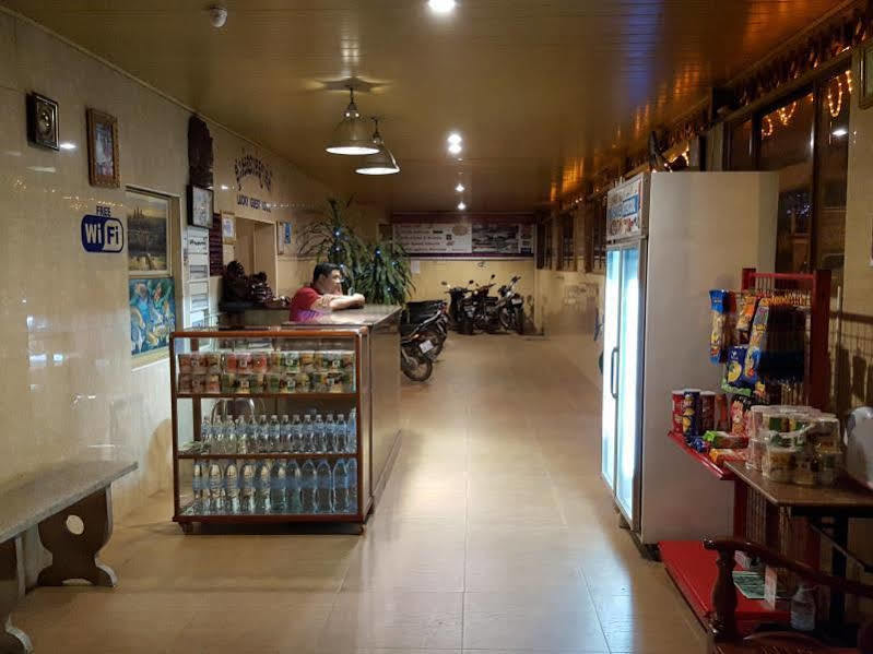 Lucky 1 Guesthouse Phnom Penh Exterior foto